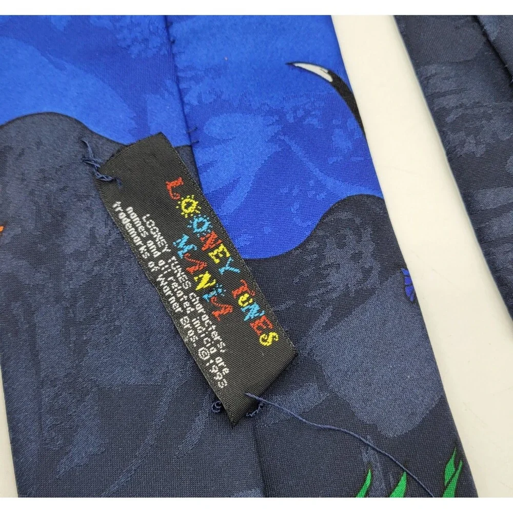 Looney Tunes Mania Tie 1993 Taz Marvin The Martian Tweetie 90s Novelty Tie